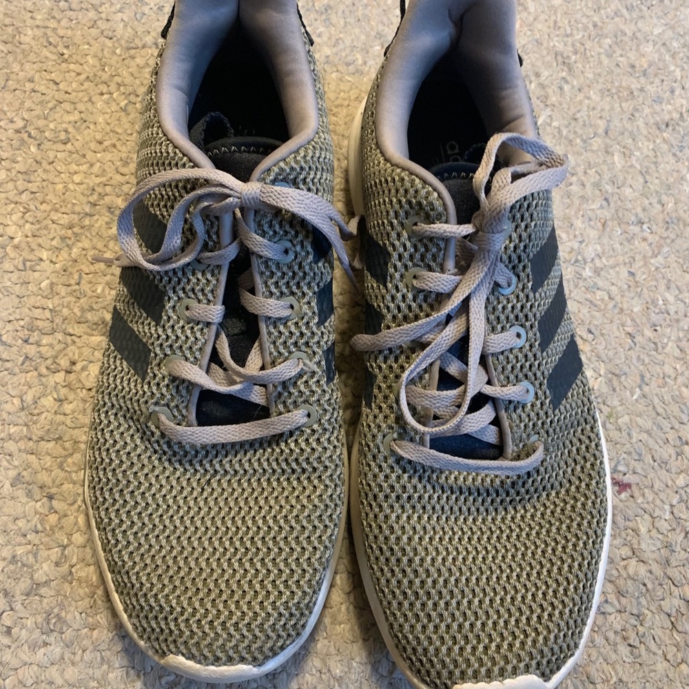 Barely worn sneakers